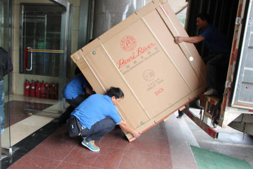 湄潭钢琴贵重工艺品无忧运